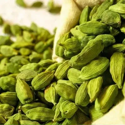 Cardamom Pods